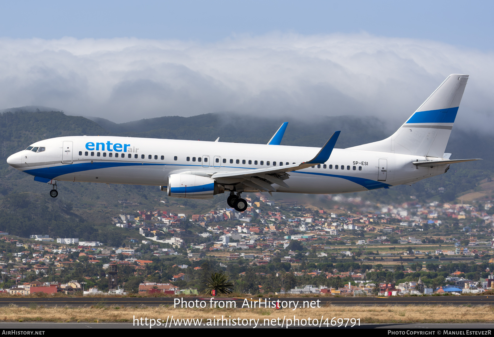 Aircraft Photo of SP-ESI | Boeing 737-8Q8 | Enter Air | AirHistory.net #469791