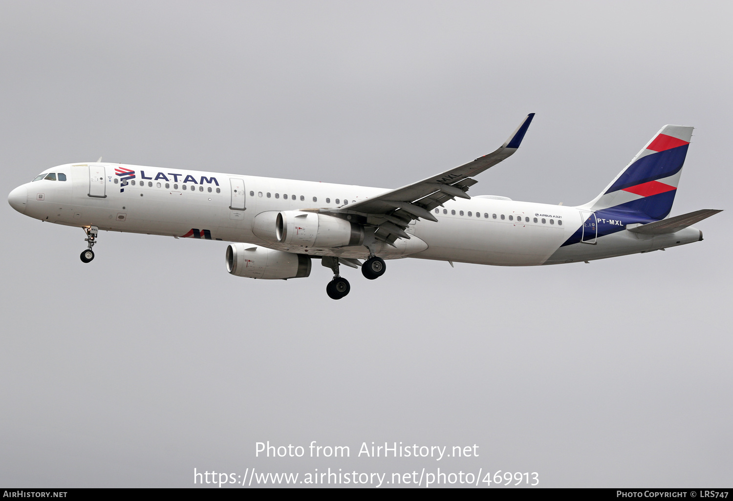 Aircraft Photo of PT-MXL | Airbus A321-231 | LATAM Airlines | AirHistory.net #469913