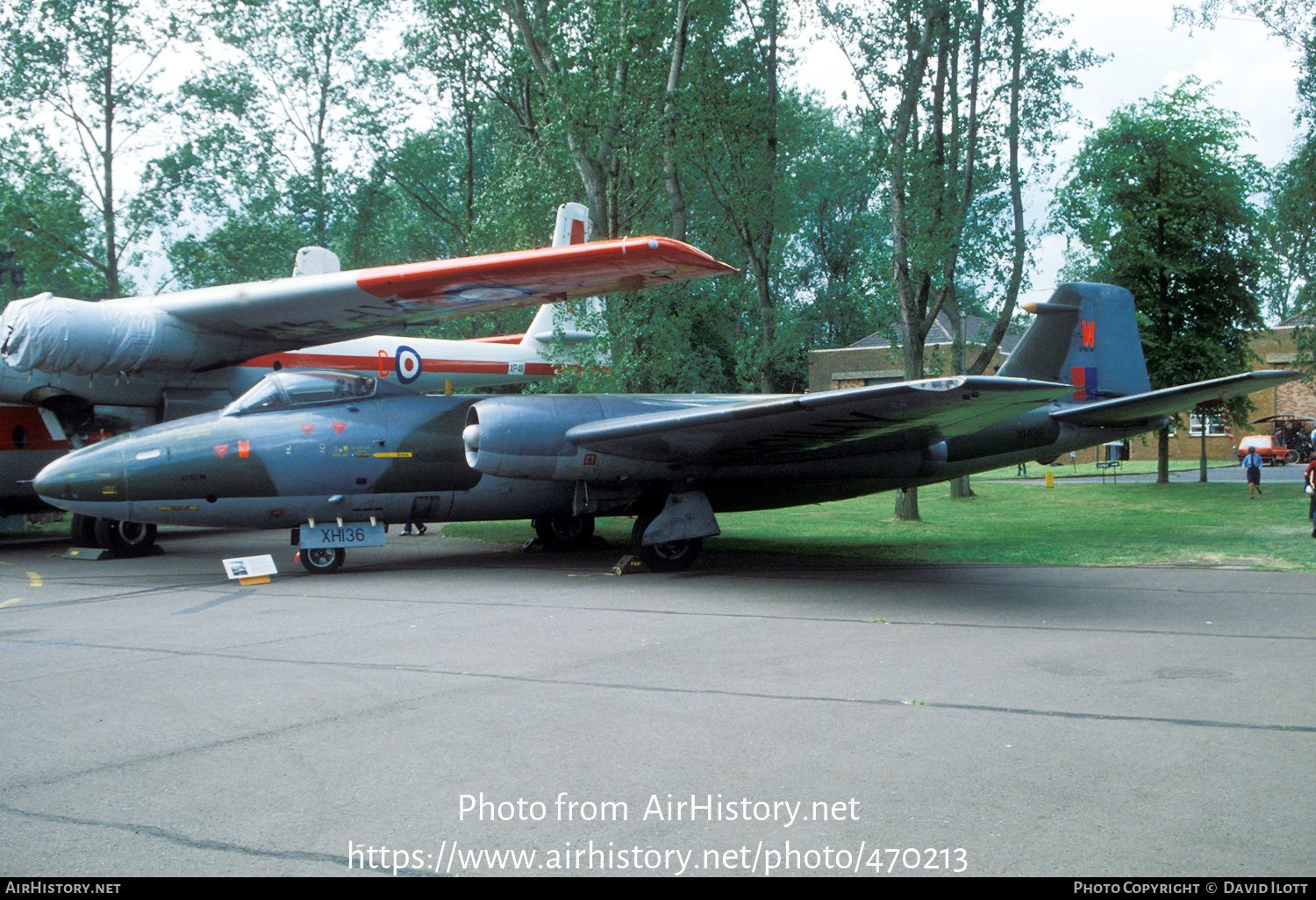 Aircraft Photo of XH136 | English Electric Canberra PR9 | UK - Air Force | AirHistory.net #470213