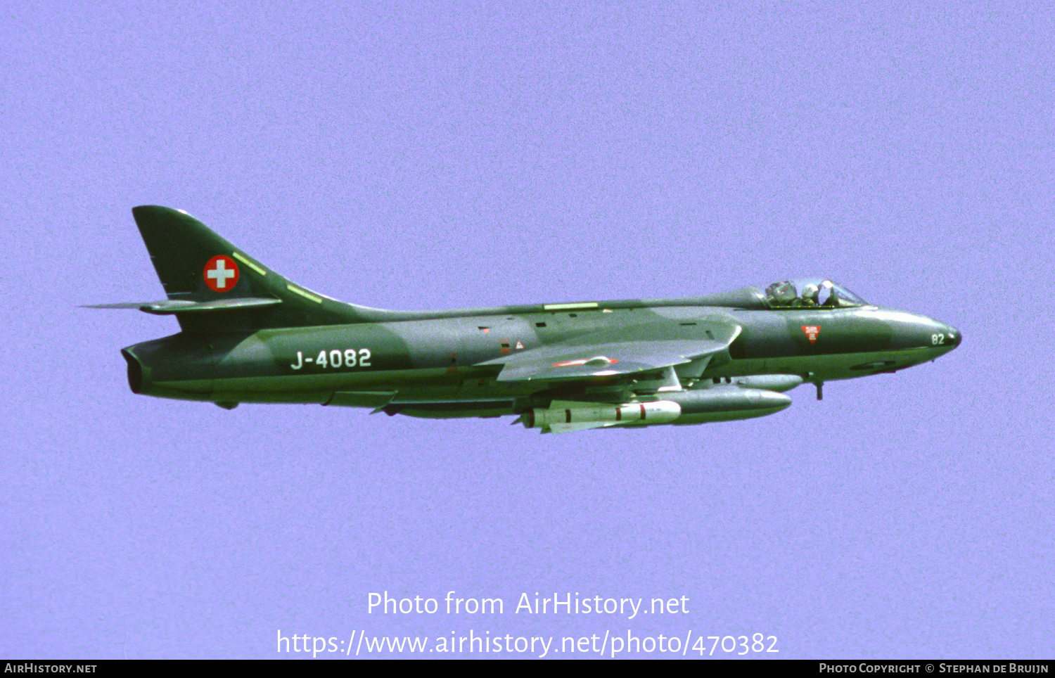 Aircraft Photo of J-4082 | Hawker Hunter F58 | Switzerland - Air Force | AirHistory.net #470382