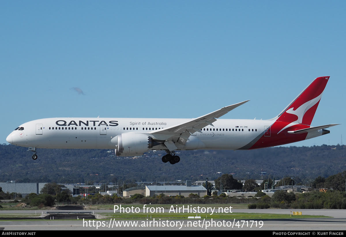 Aircraft Photo of VH-ZNE | Boeing 787-9 Dreamliner | Qantas | AirHistory.net #471719