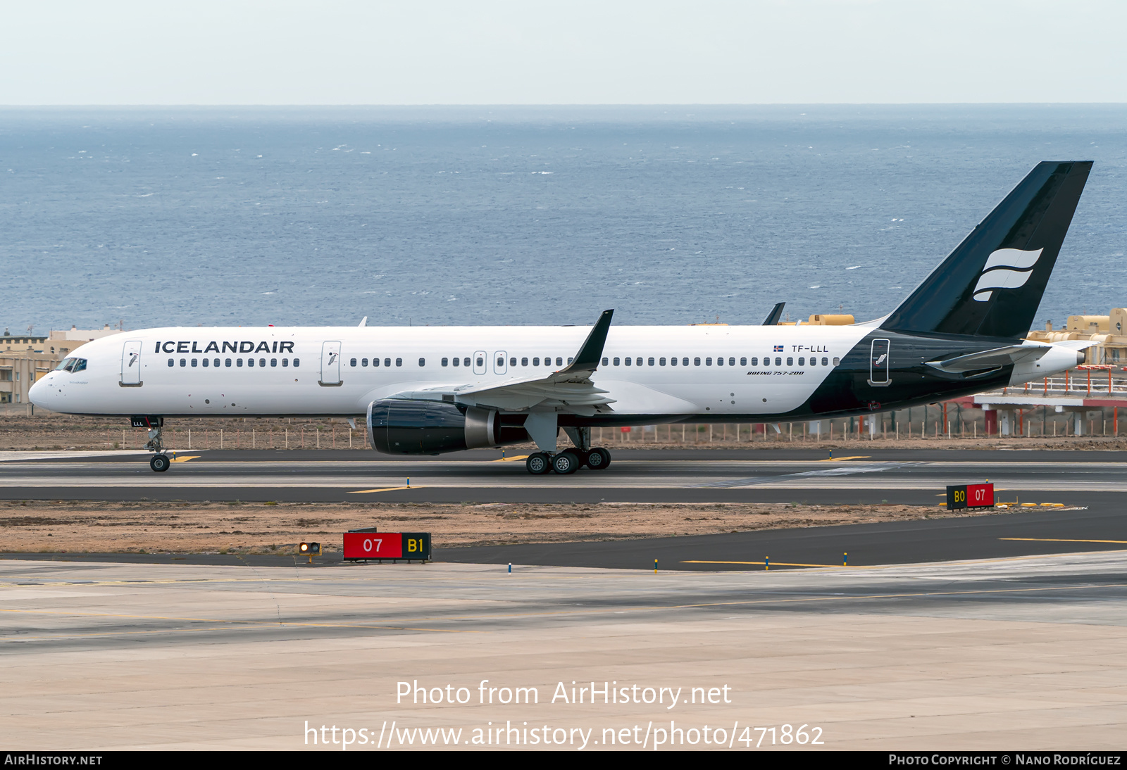 Aircraft Photo of TF-LLL | Boeing 757-256 | Icelandair | AirHistory.net #471862