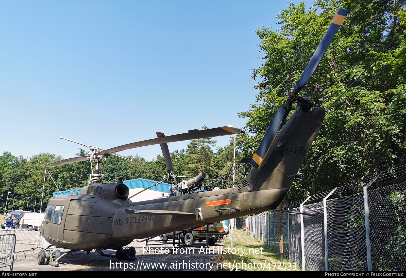 Aircraft Photo of 47586 | Bell UH-1D Iroquois | USA - Army | AirHistory.net #472533