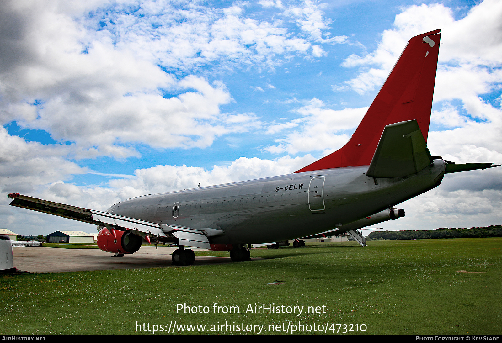 Aircraft Photo of G-CELW | Boeing 737-377(SF) | AirHistory.net #473210