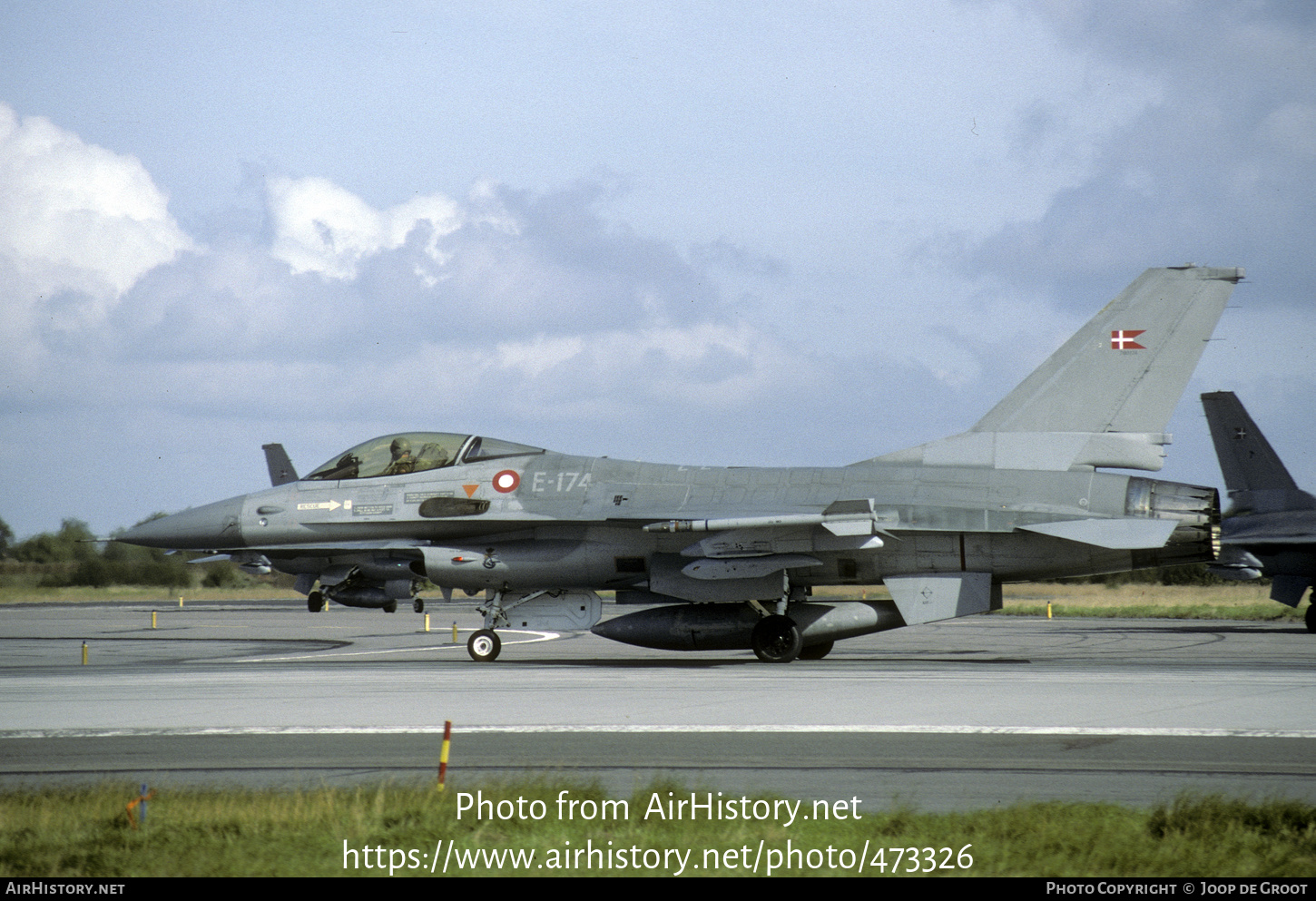 Aircraft Photo of E-174 | General Dynamics F-16A Fighting Falcon | Denmark - Air Force | AirHistory.net #473326