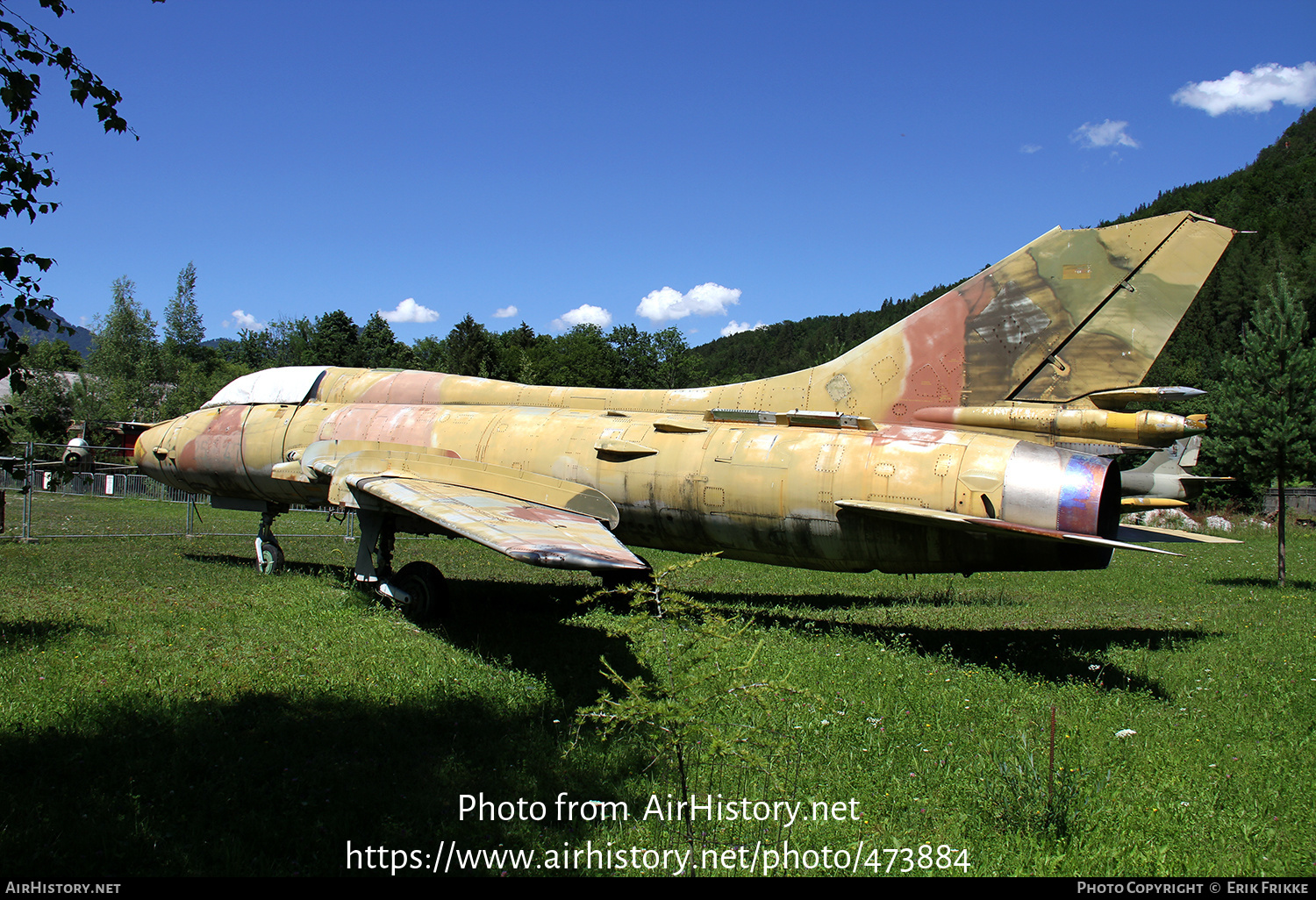 Aircraft Photo of 2547 | Sukhoi Su-22UM3K | East Germany - Air Force | AirHistory.net #473884