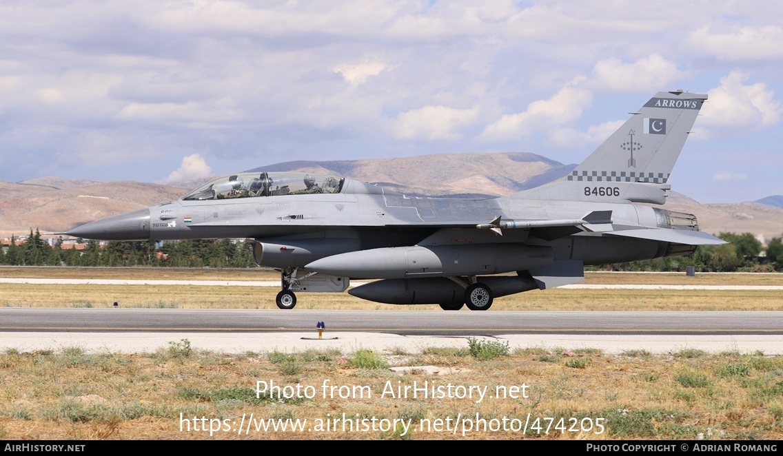 Aircraft Photo of 84606 | General Dynamics F-16B Fighting Falcon | Pakistan - Air Force | AirHistory.net #474205