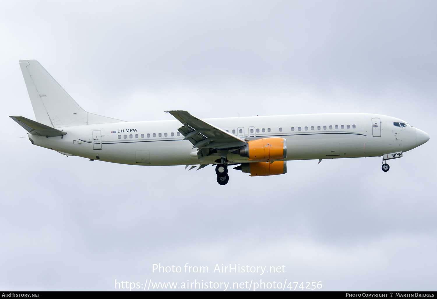 Aircraft Photo of 9H-MPW | Boeing 737-484 | AirHistory.net #474256
