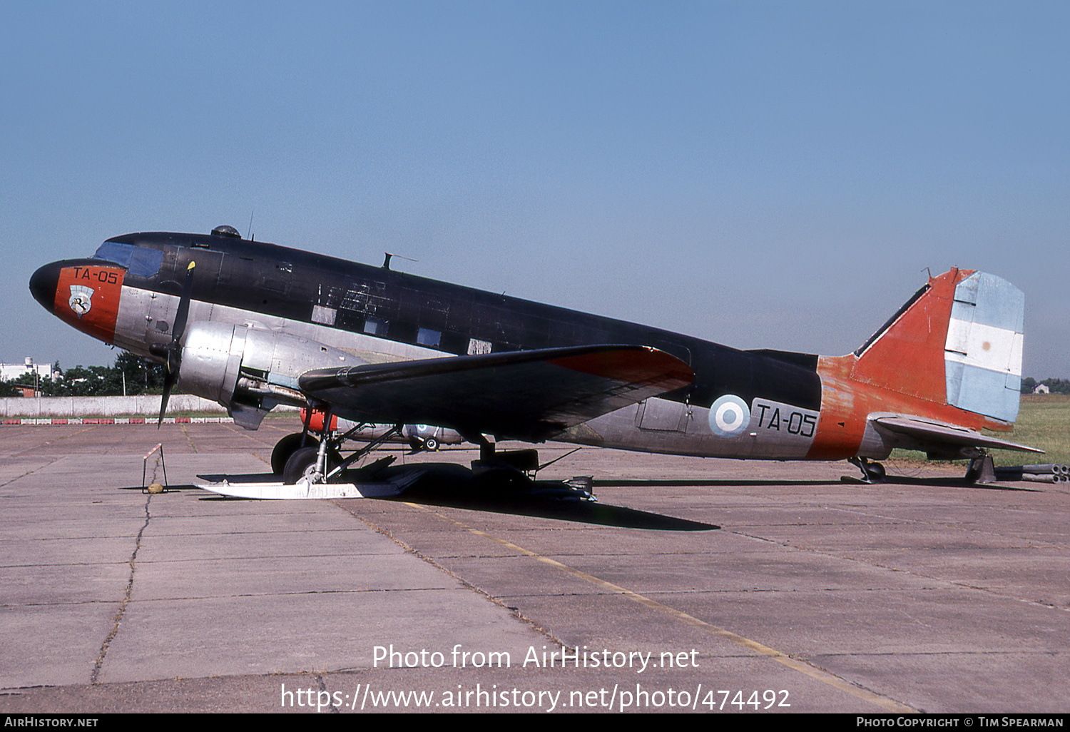 Aircraft Photo of TA-05 | Douglas C-47A Skytrain | Argentina - Air Force | AirHistory.net #474492