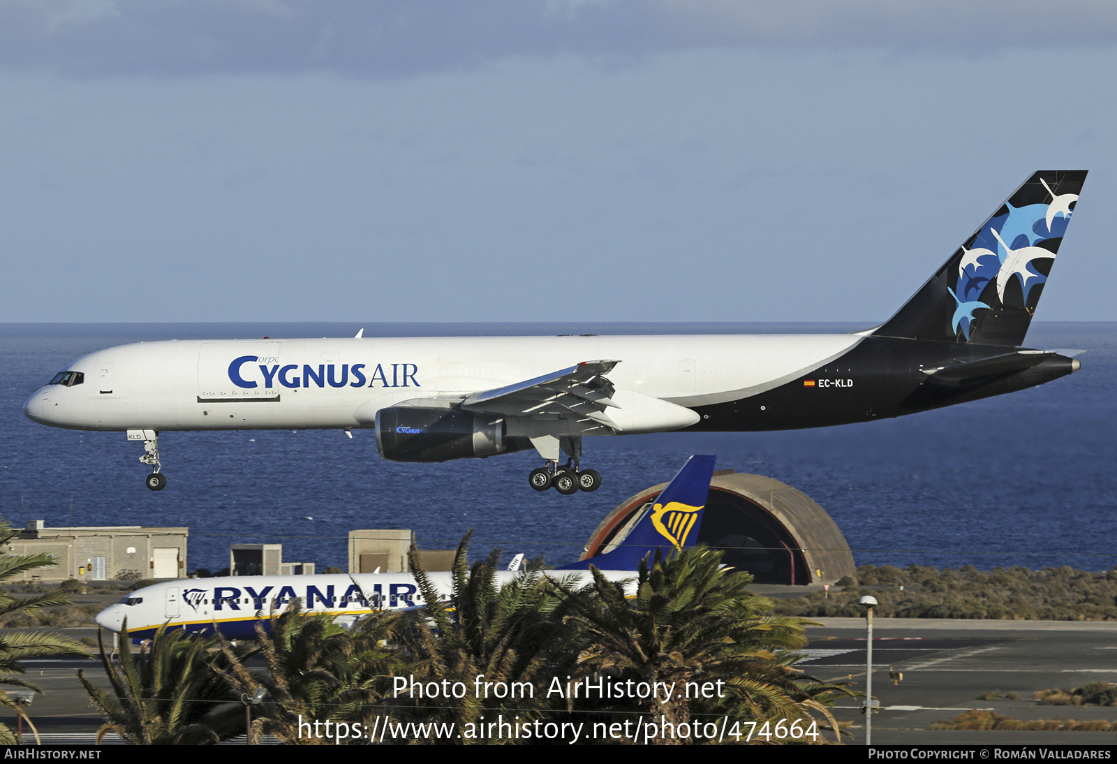 Aircraft Photo of EC-KLD | Boeing 757-236(PCF) | Cygnus Air | AirHistory.net #474664