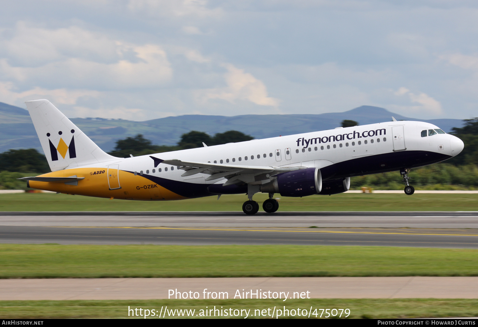 Aircraft Photo of G-OZBK | Airbus A320-214 | Monarch Airlines | AirHistory.net #475079