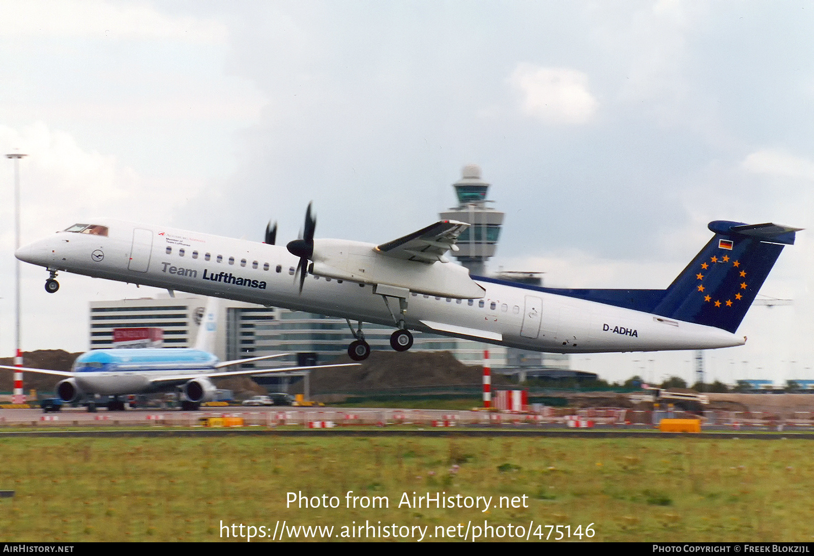 Aircraft Photo of D-ADHA | Bombardier DHC-8-402 Dash 8 | Team Lufthansa | AirHistory.net #475146