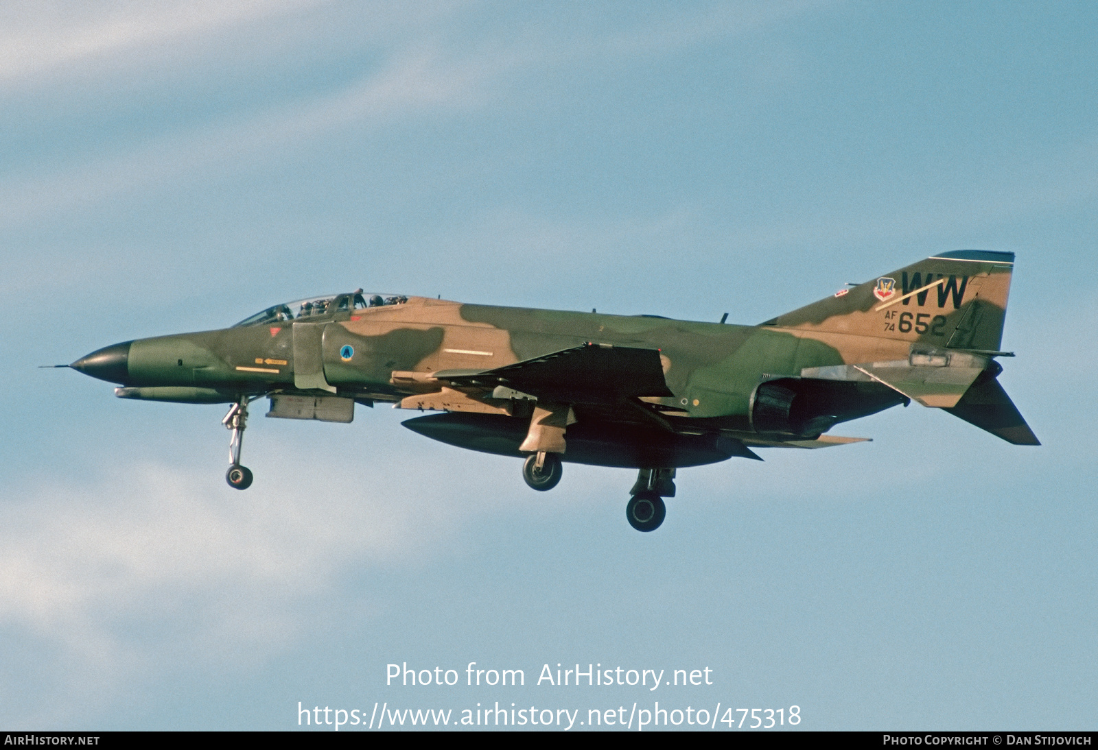 Aircraft Photo of 74-1652 / AF74-652 | McDonnell Douglas F-4E Phantom II | USA - Air Force | AirHistory.net #475318