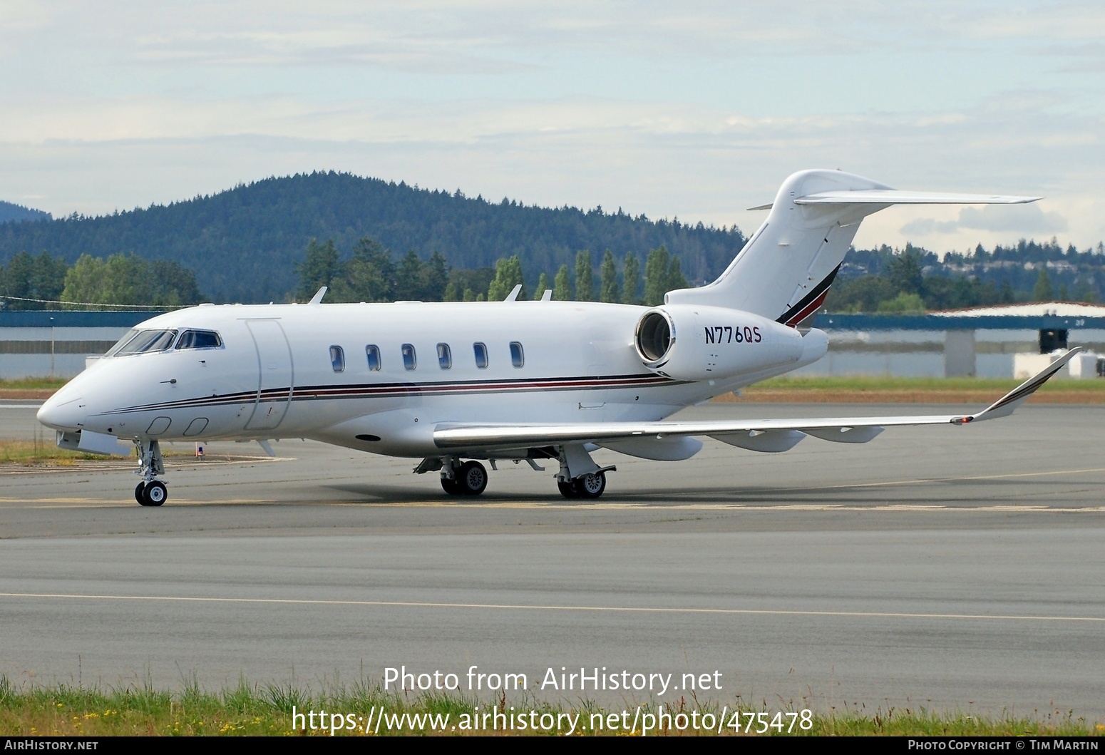 Aircraft Photo of N776QS | Bombardier Challenger 350 (BD-100-1A10) | AirHistory.net #475478