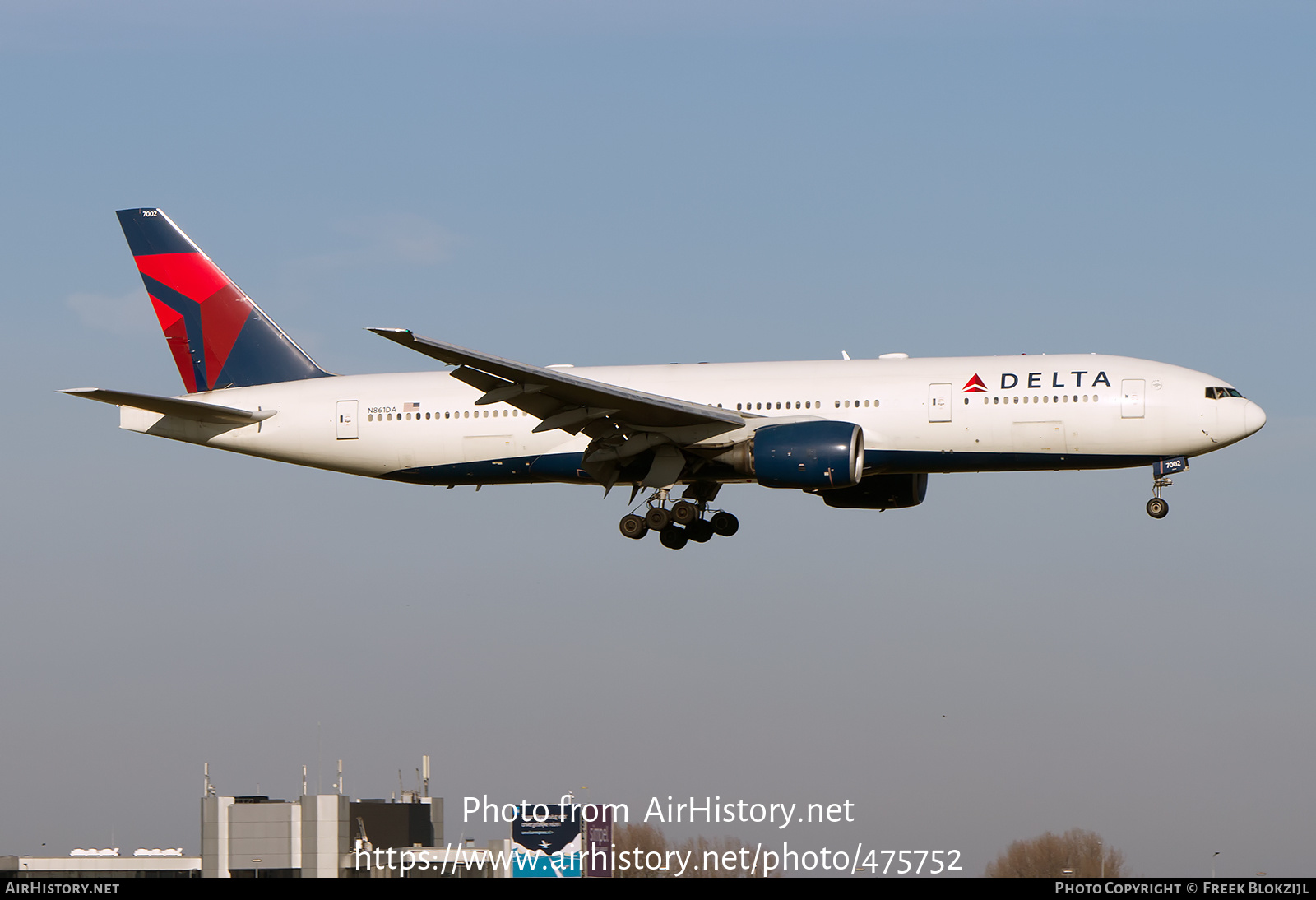 Aircraft Photo of N861DA | Boeing 777-232/ER | Delta Air Lines | AirHistory.net #475752