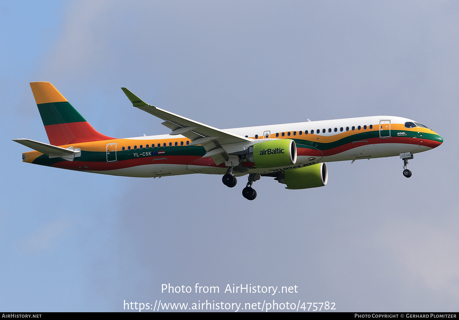 Aircraft Photo of YL-CSK | Airbus A220-371 (BD-500-1A11) | AirBaltic | AirHistory.net #475782