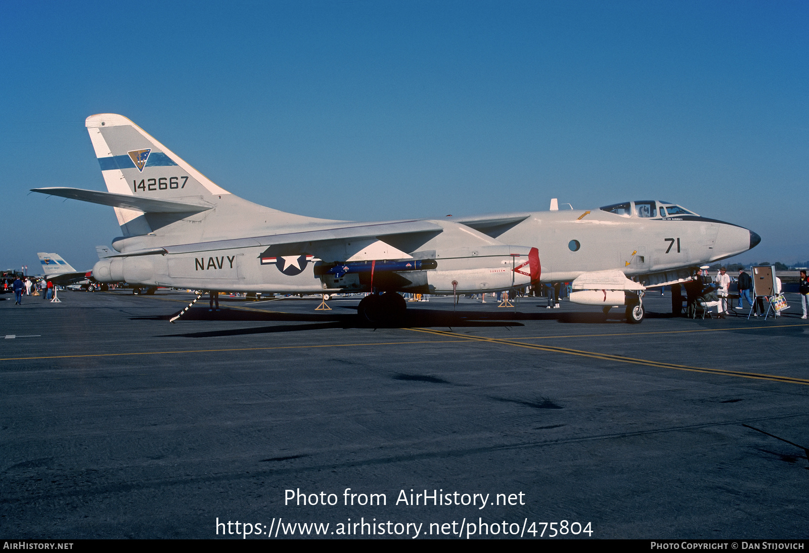 Aircraft Photo of 142667 | Douglas NRA-3B Skywarrior | USA - Navy | AirHistory.net #475804