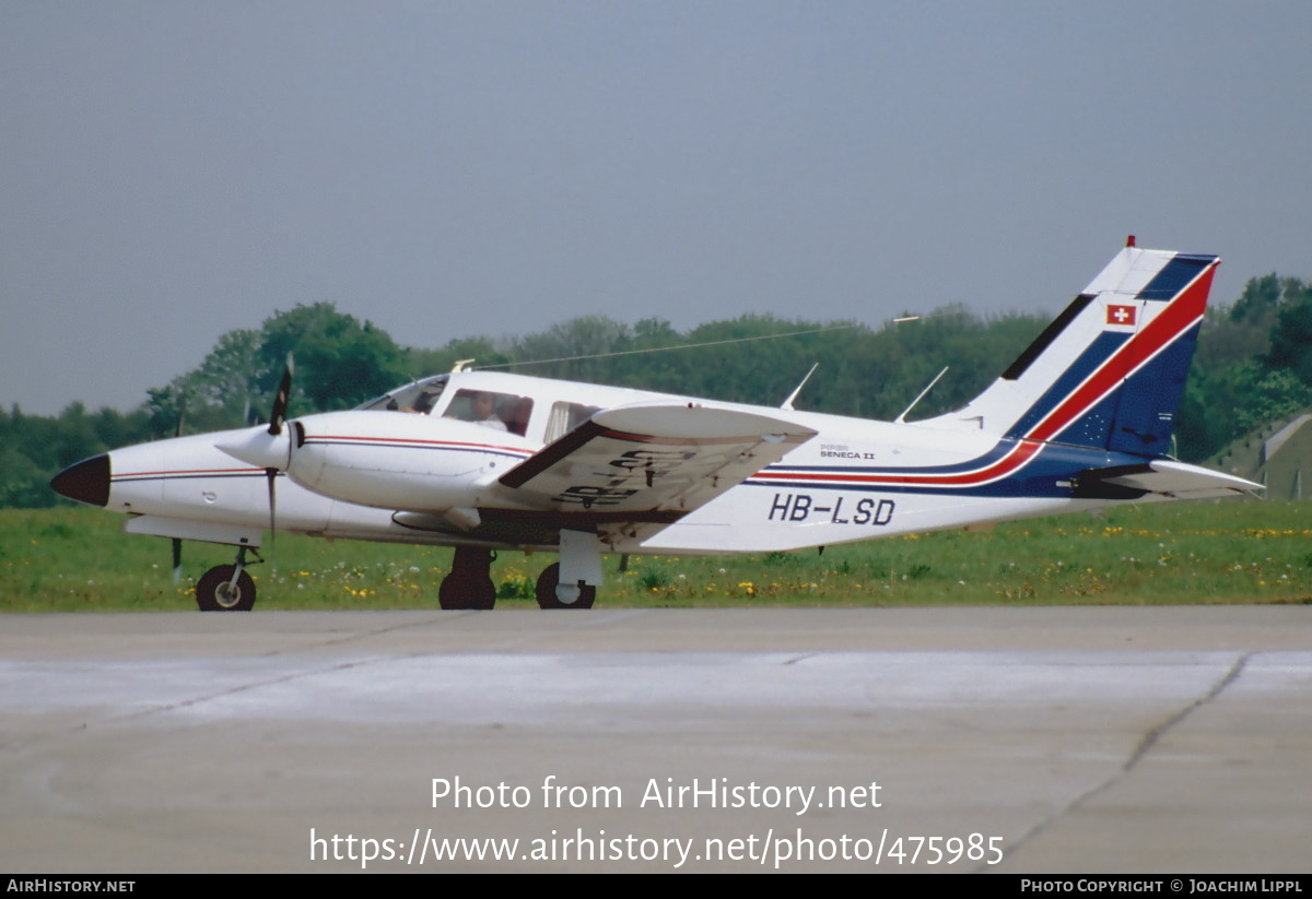 Aircraft Photo of HB-LSD | Piper PA-34-200T Seneca II | AirHistory.net #475985