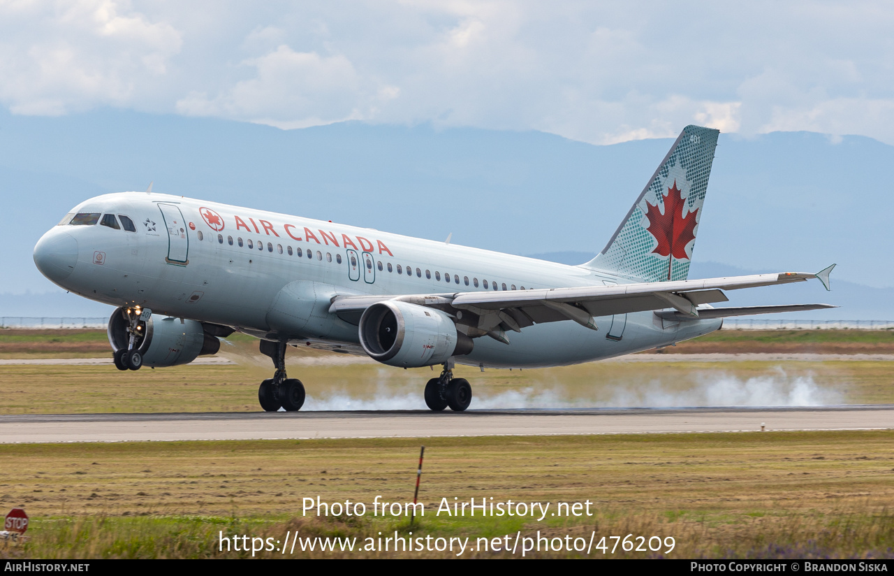Aircraft Photo of C-GPWG | Airbus A320-211 | Air Canada | AirHistory.net #476209