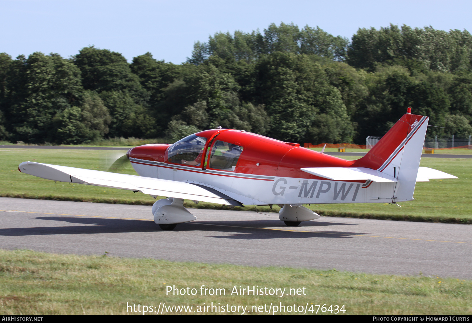 Aircraft Photo of G-MPWI | Robin HR100-210 Safari | AirHistory.net #476434