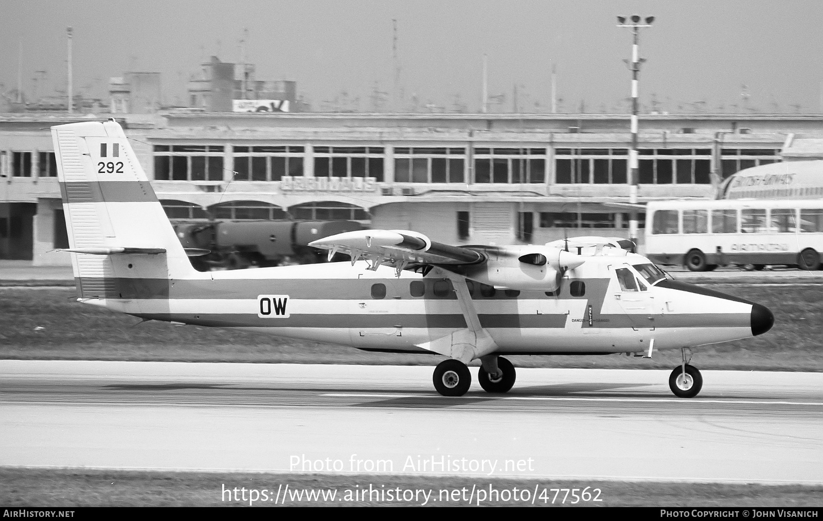 Aircraft Photo of 292 | De Havilland Canada DHC-6-300 Twin Otter | France - Air Force | AirHistory.net #477562