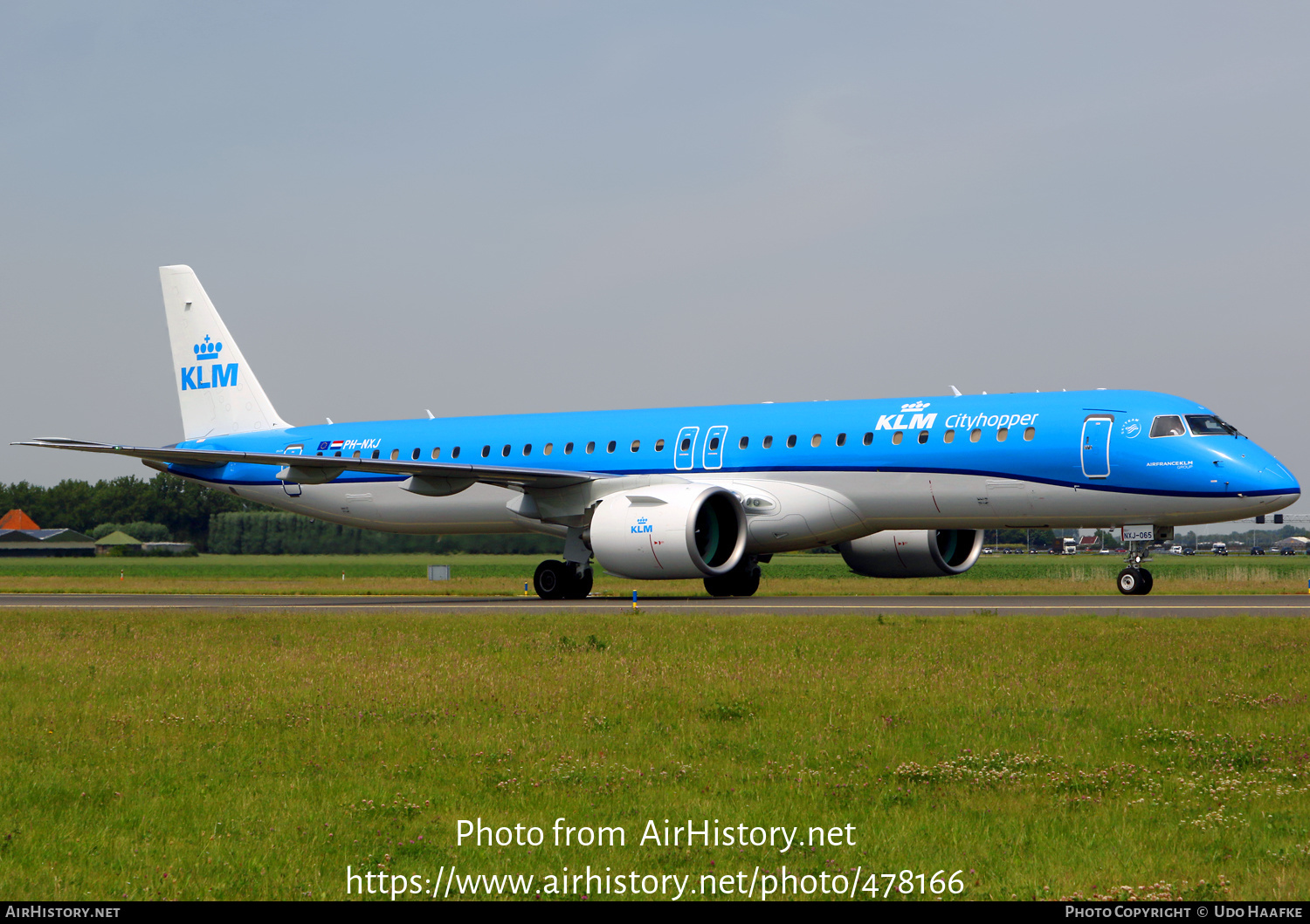 Aircraft Photo of PH-NXJ | Embraer 195-E2 (ERJ-190-400) | KLM Cityhopper | AirHistory.net #478166