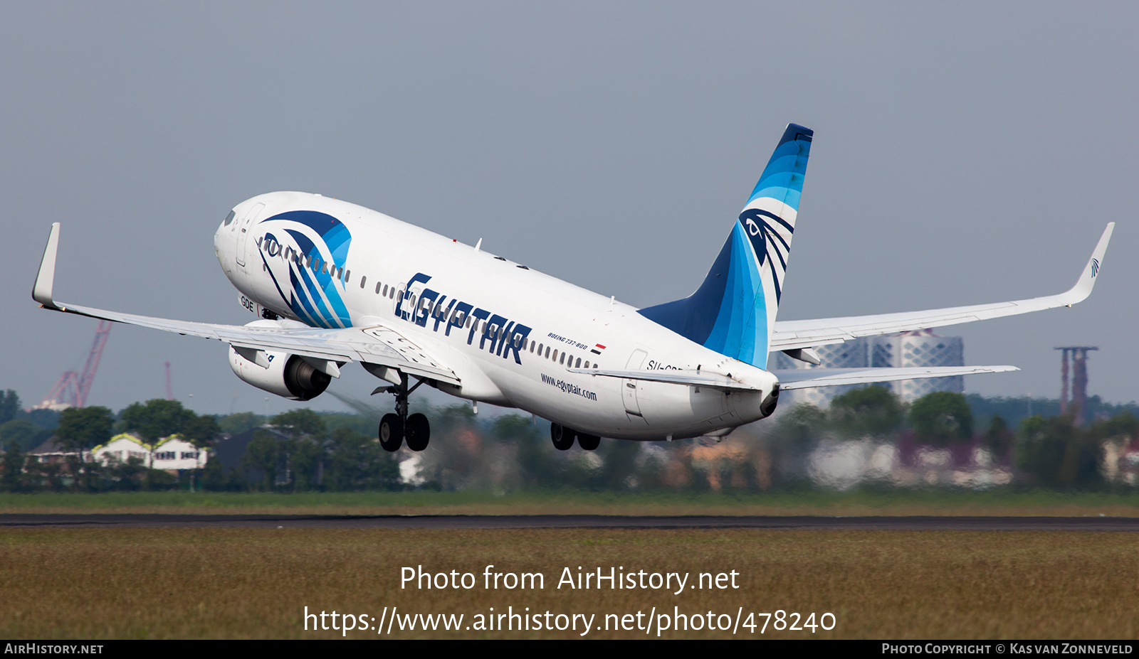 Aircraft Photo of SU-GDE | Boeing 737-866 | EgyptAir | AirHistory.net #478240