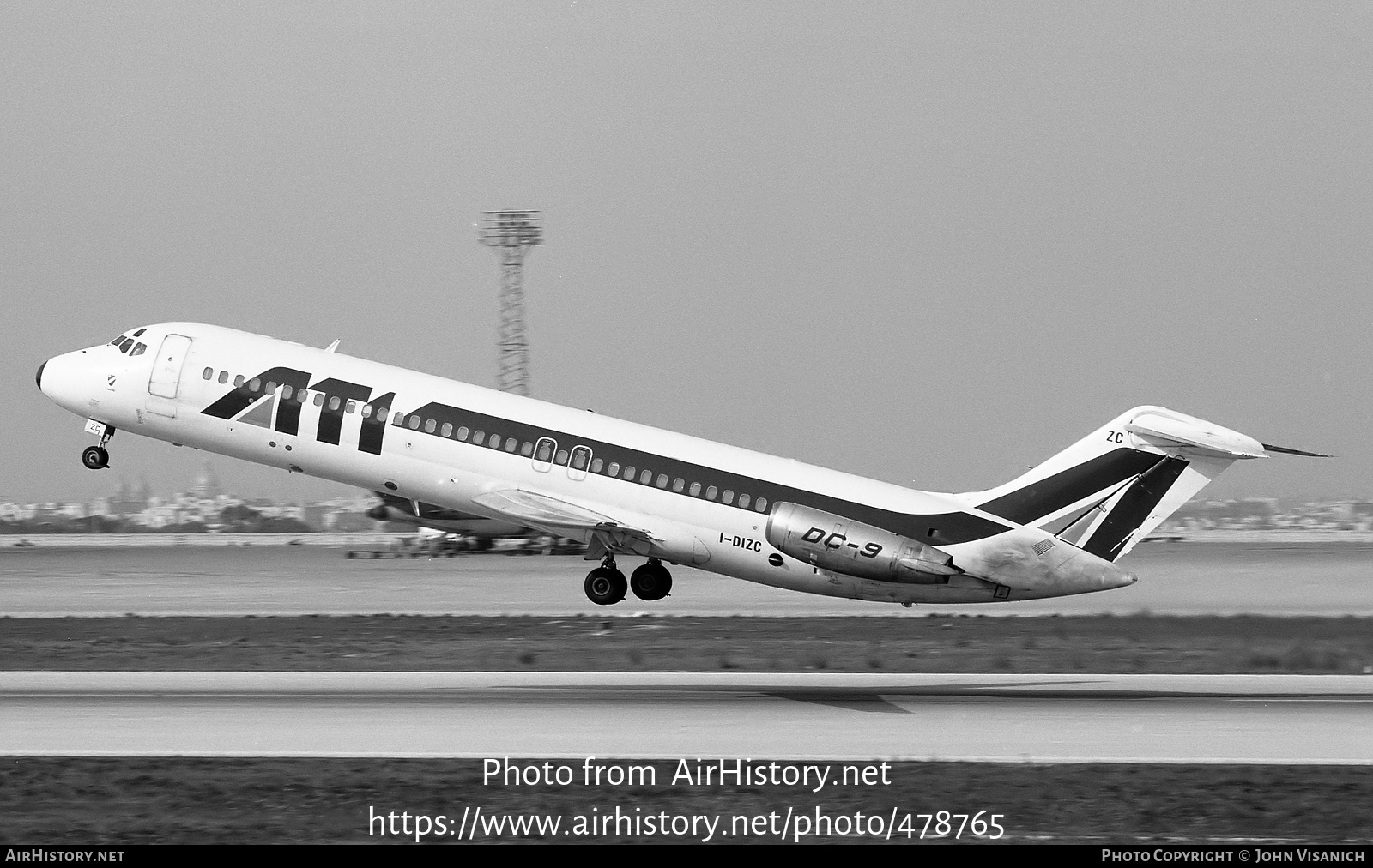 Aircraft Photo of I-DIZC | McDonnell Douglas DC-9-32 | ATI - Aero Trasporti Italiani | AirHistory.net #478765