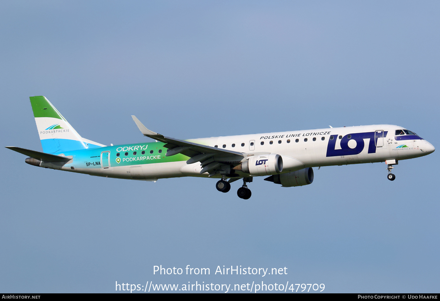 Aircraft Photo of SP-LNA | Embraer 195LR (ERJ-190-200LR) | LOT Polish Airlines - Polskie Linie Lotnicze | AirHistory.net #479709