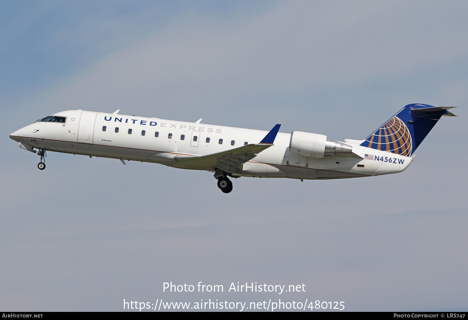 Aircraft Photo of N456ZW | Bombardier CRJ-200LR (CL-600-2B19) | United Express | AirHistory.net #480125