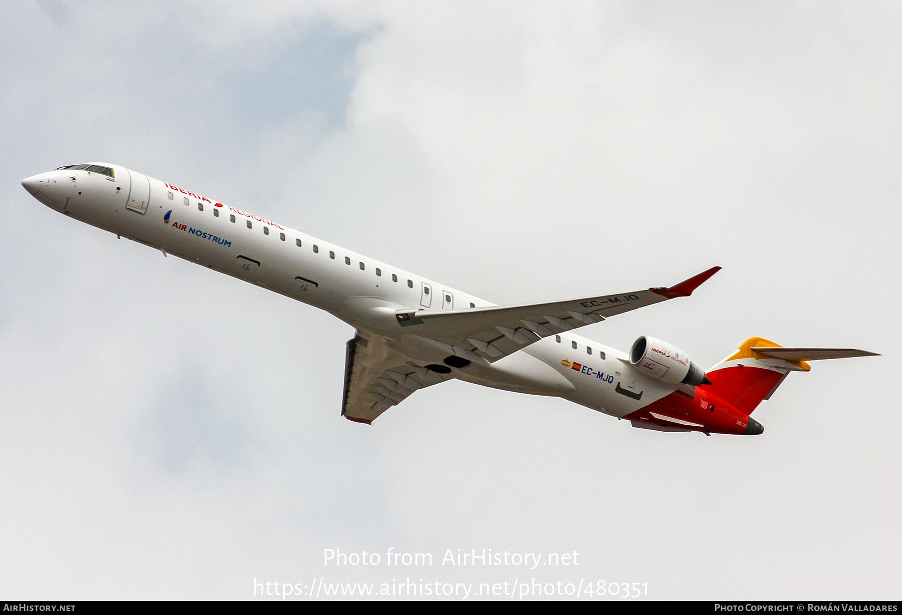 Aircraft Photo of EC-MJQ | Bombardier CRJ-1000ER NG (CL-600-2E25) | Iberia Regional | AirHistory.net #480351