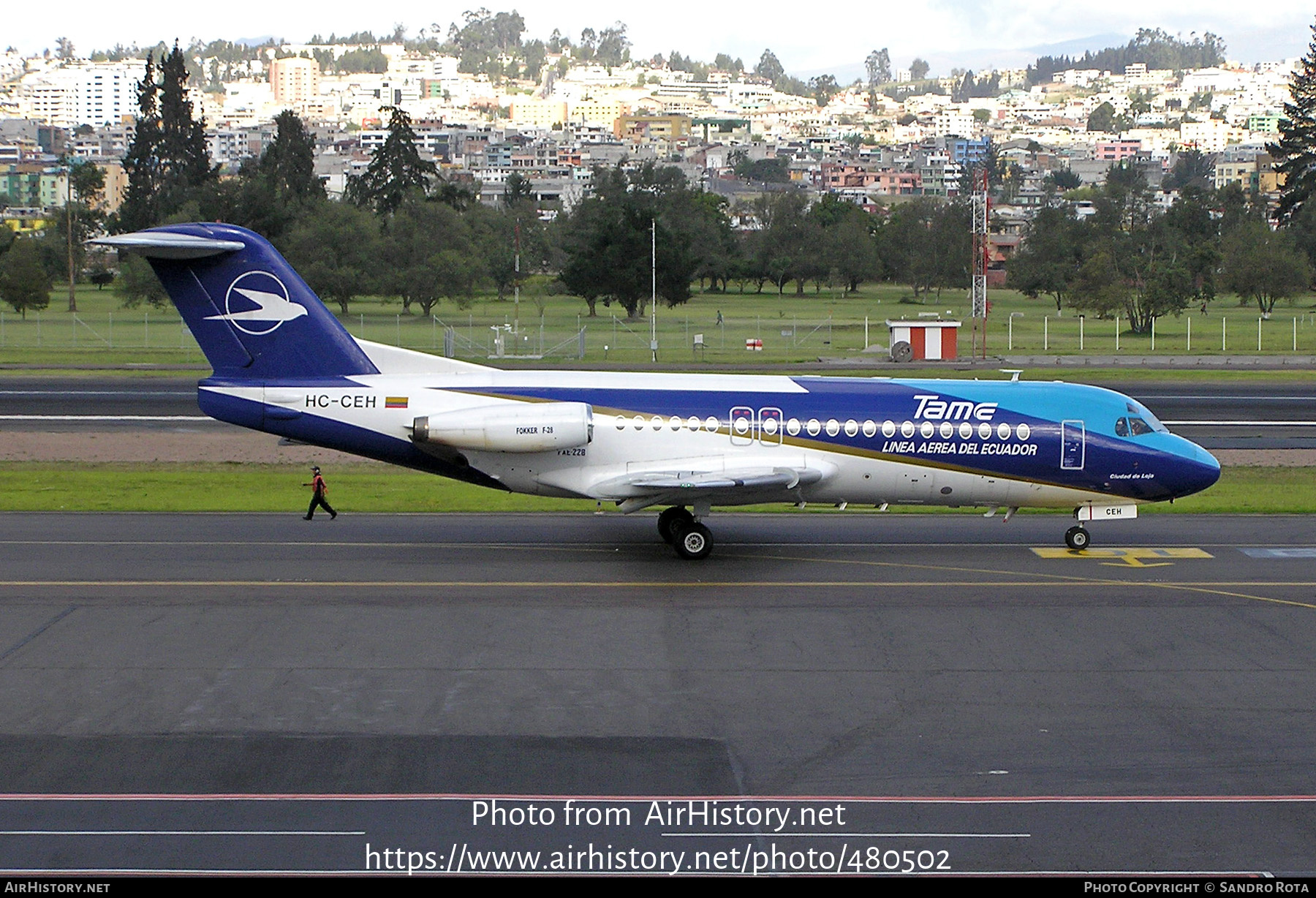 Aircraft Photo of HC-CEH / FAE-228 | Fokker F28-4000 Fellowship | TAME Línea Aérea del Ecuador | AirHistory.net #480502