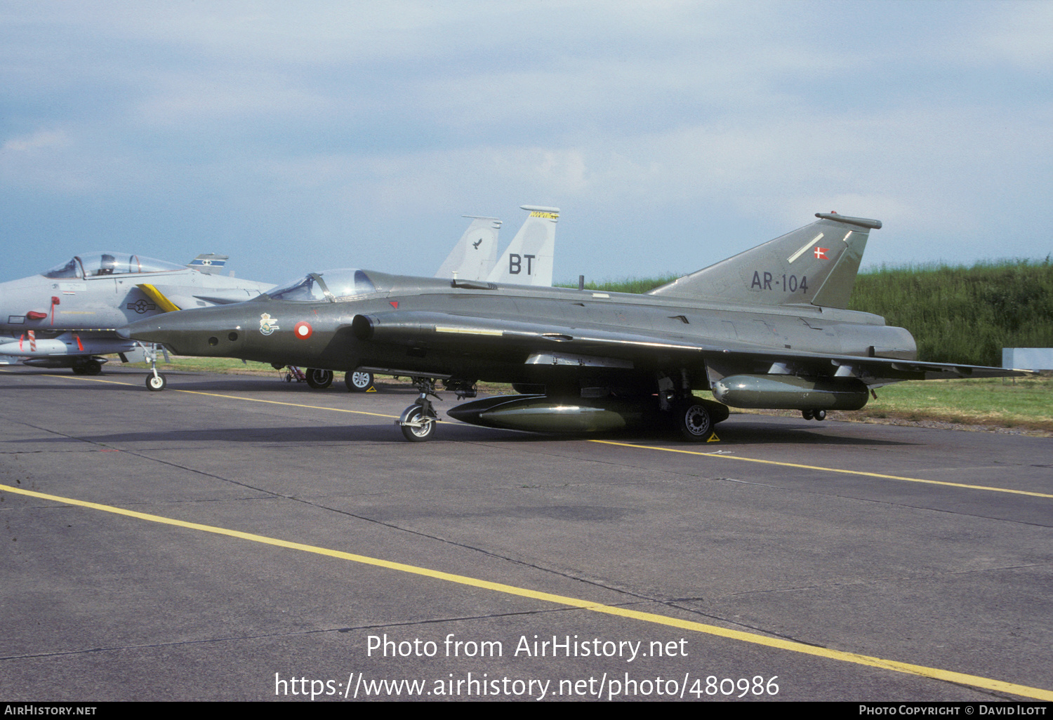 Aircraft Photo of AR-104 | Saab RF-35 Draken | Denmark - Air Force | AirHistory.net #480986