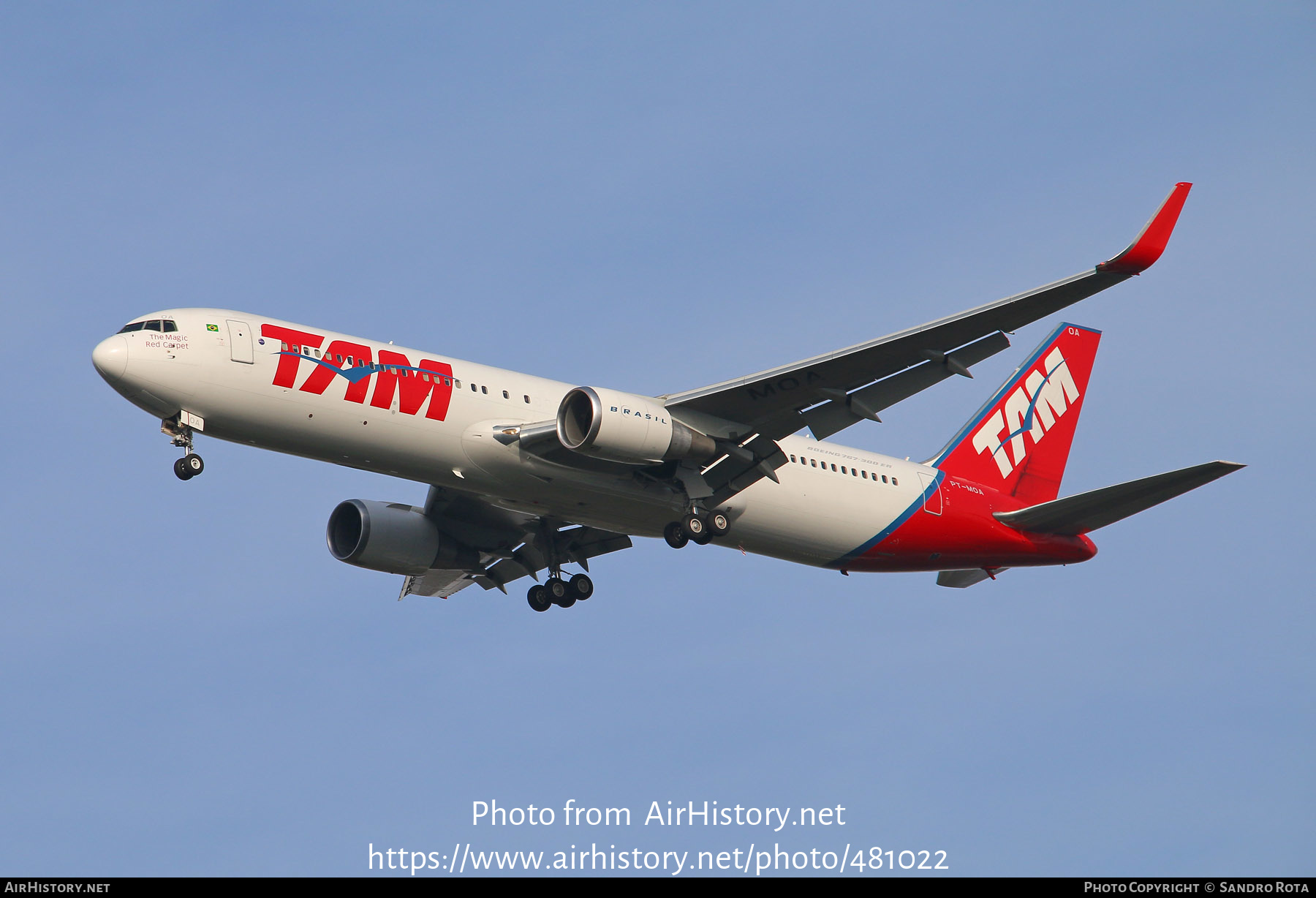 Aircraft Photo of PT-MOA | Boeing 767-316/ER | TAM Linhas Aéreas | AirHistory.net #481022