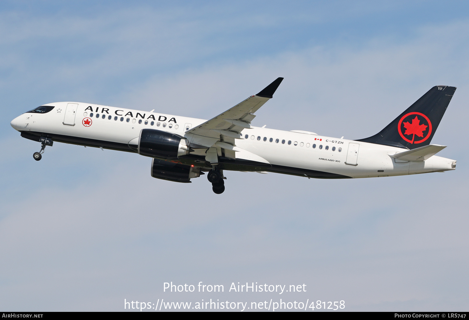 Aircraft Photo of C-GTZH | Airbus A220-371 (BD-500-1A11) | Air Canada | AirHistory.net #481258