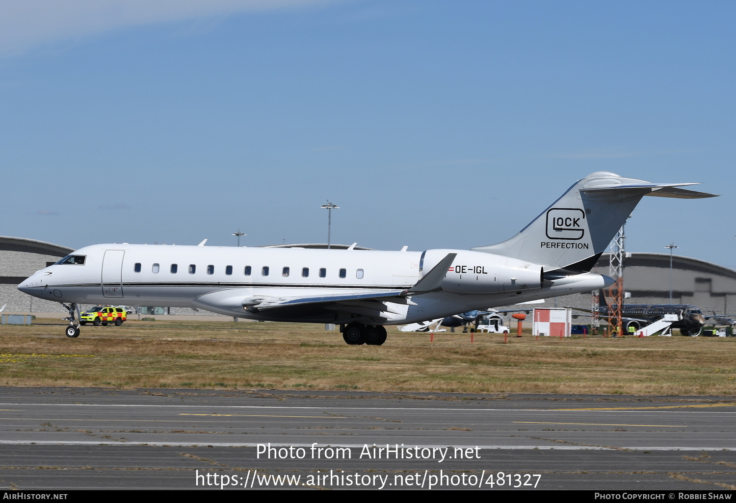 Aircraft Photo of OE-IGL | Bombardier Global 6000 (BD-700-1A10) | Glock Aviation | AirHistory.net #481327