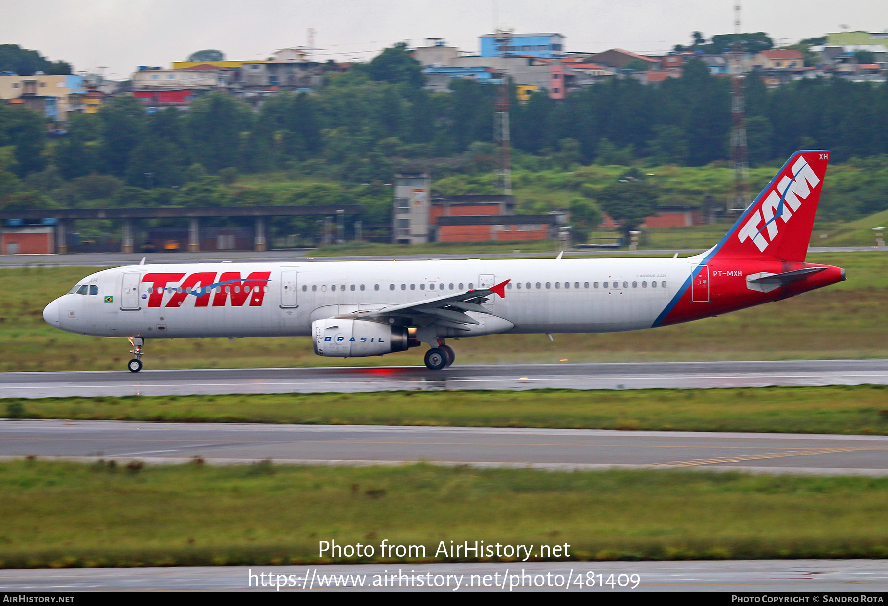 Aircraft Photo of PT-MXH | Airbus A321-231 | TAM Linhas Aéreas | AirHistory.net #481409