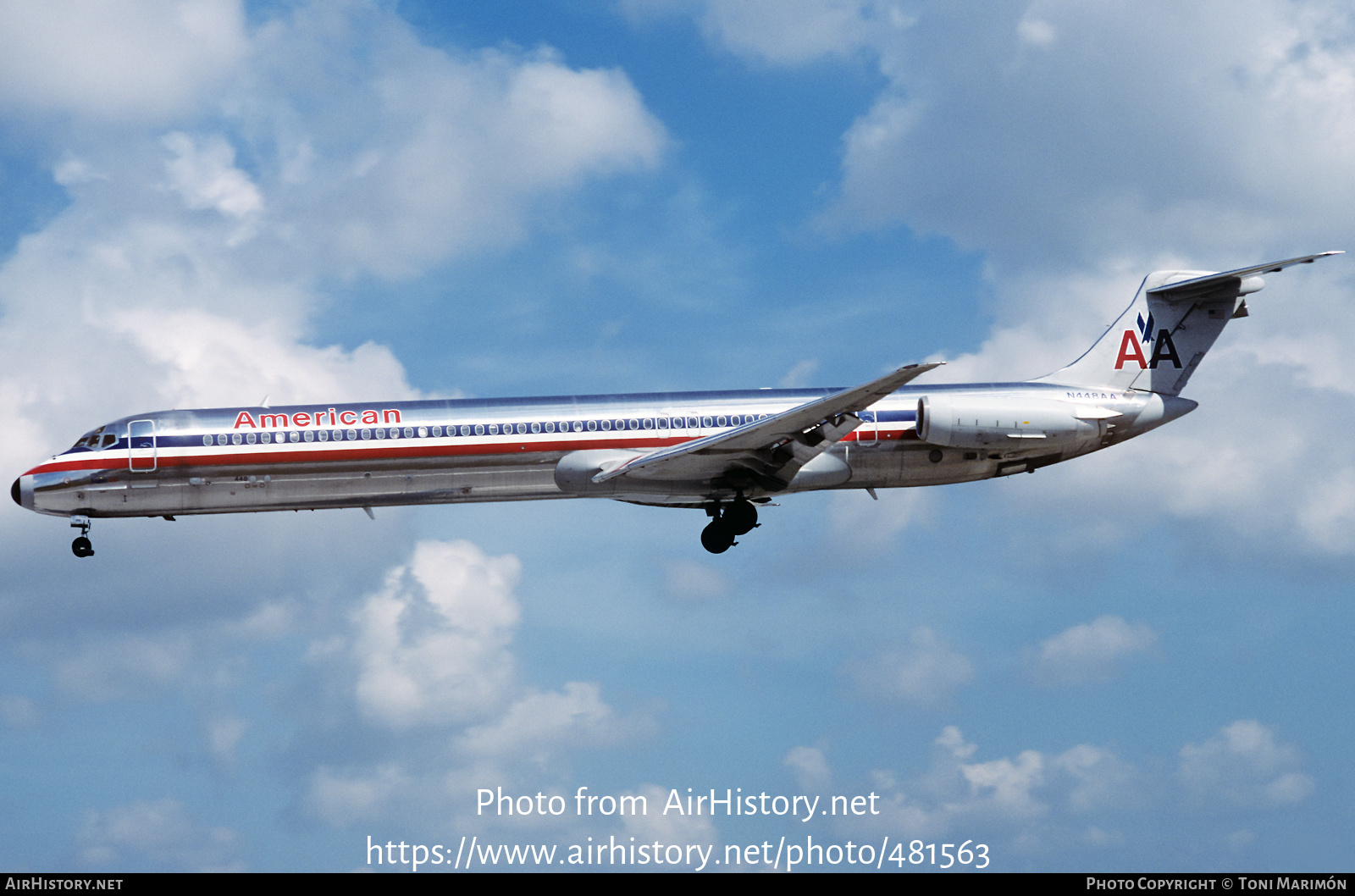 Aircraft Photo of N448AA | McDonnell Douglas MD-82 (DC-9-82) | American Airlines | AirHistory.net #481563