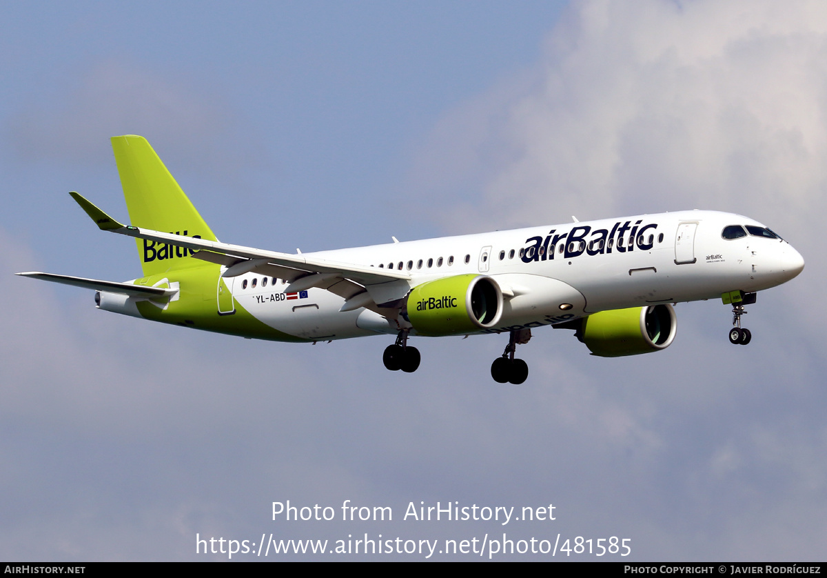 Aircraft Photo of YL-ABD | Airbus A220-371 (BD-500-1A11) | AirBaltic | AirHistory.net #481585