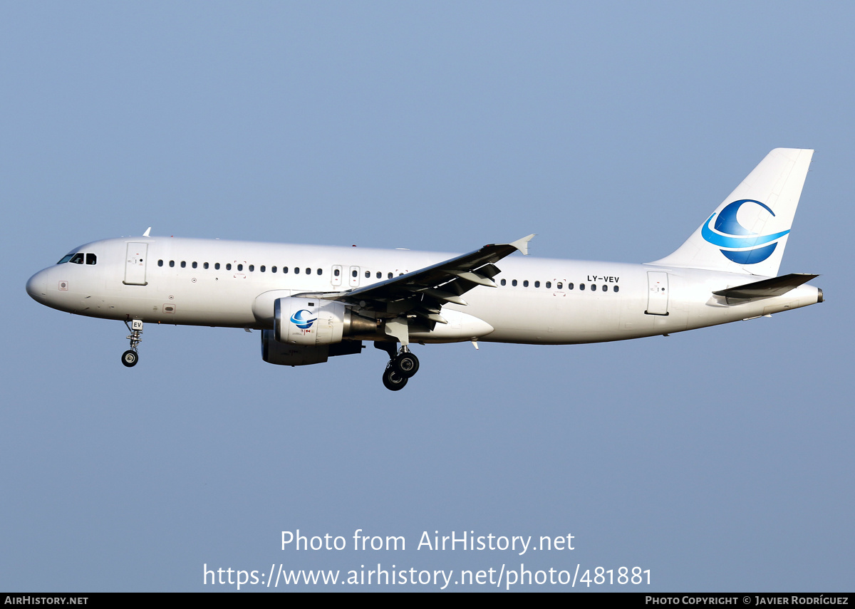 Aircraft Photo of LY-VEV | Airbus A320-211 | Avion Express | AirHistory.net #481881