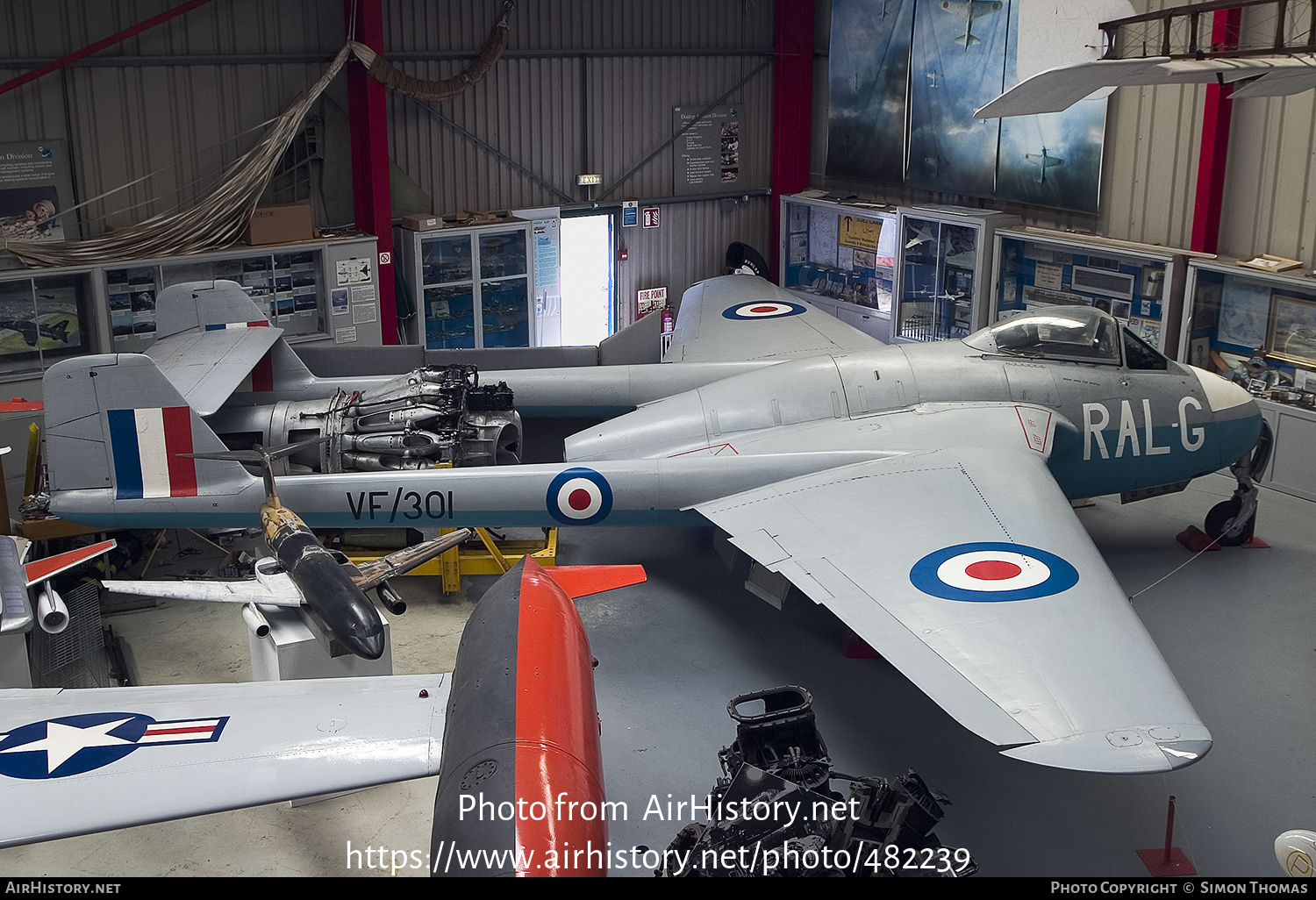 Aircraft Photo of VF301 | De Havilland D.H. 100 Vampire F1 | UK - Air Force | AirHistory.net #482239