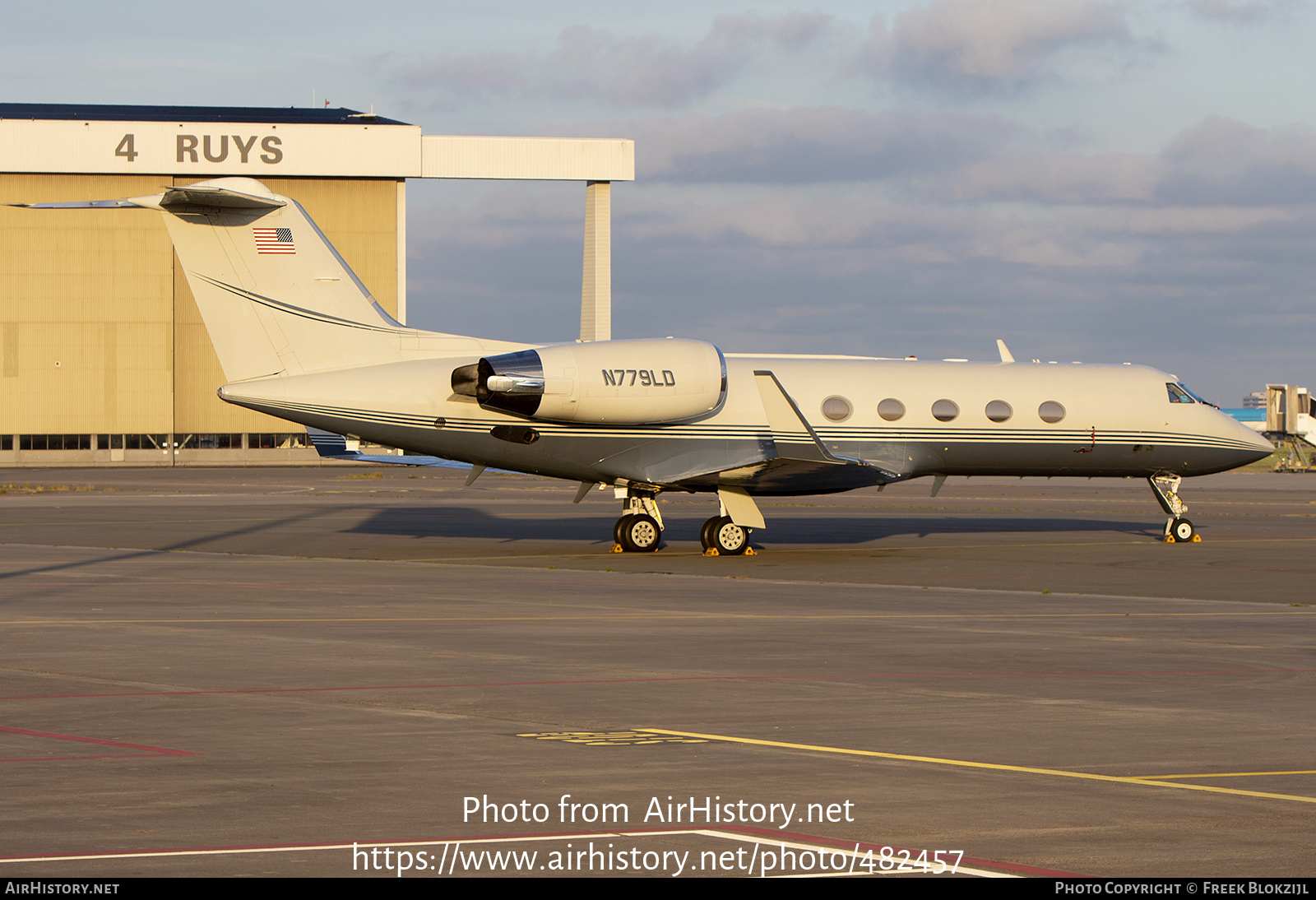 Aircraft Photo of N779LD | Gulfstream Aerospace G-IV Gulfstream IV-SP | AirHistory.net #482457