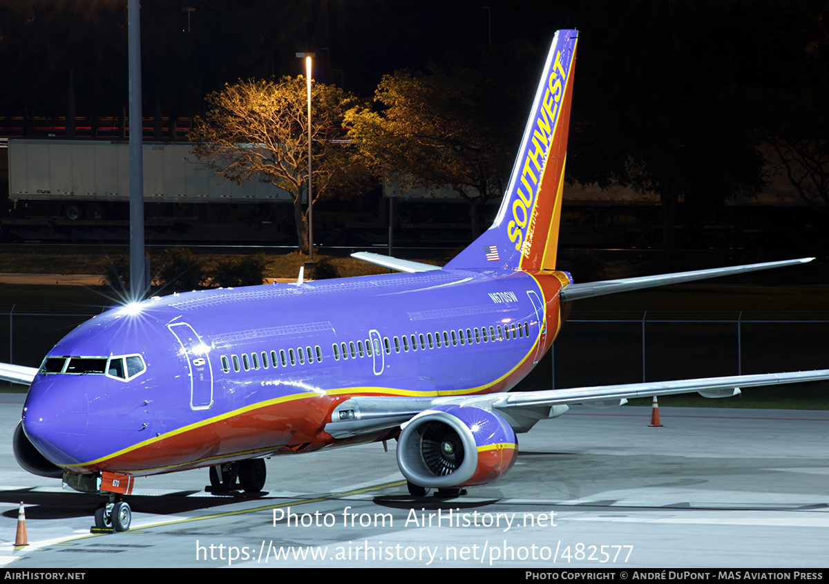 Aircraft Photo of N670SW | Boeing 737-3G7 | Southwest Airlines | AirHistory.net #482577