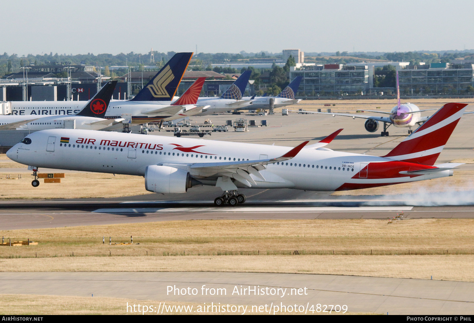 Aircraft Photo of 3B-NCE | Airbus A350-941 | Air Mauritius | AirHistory.net #482709