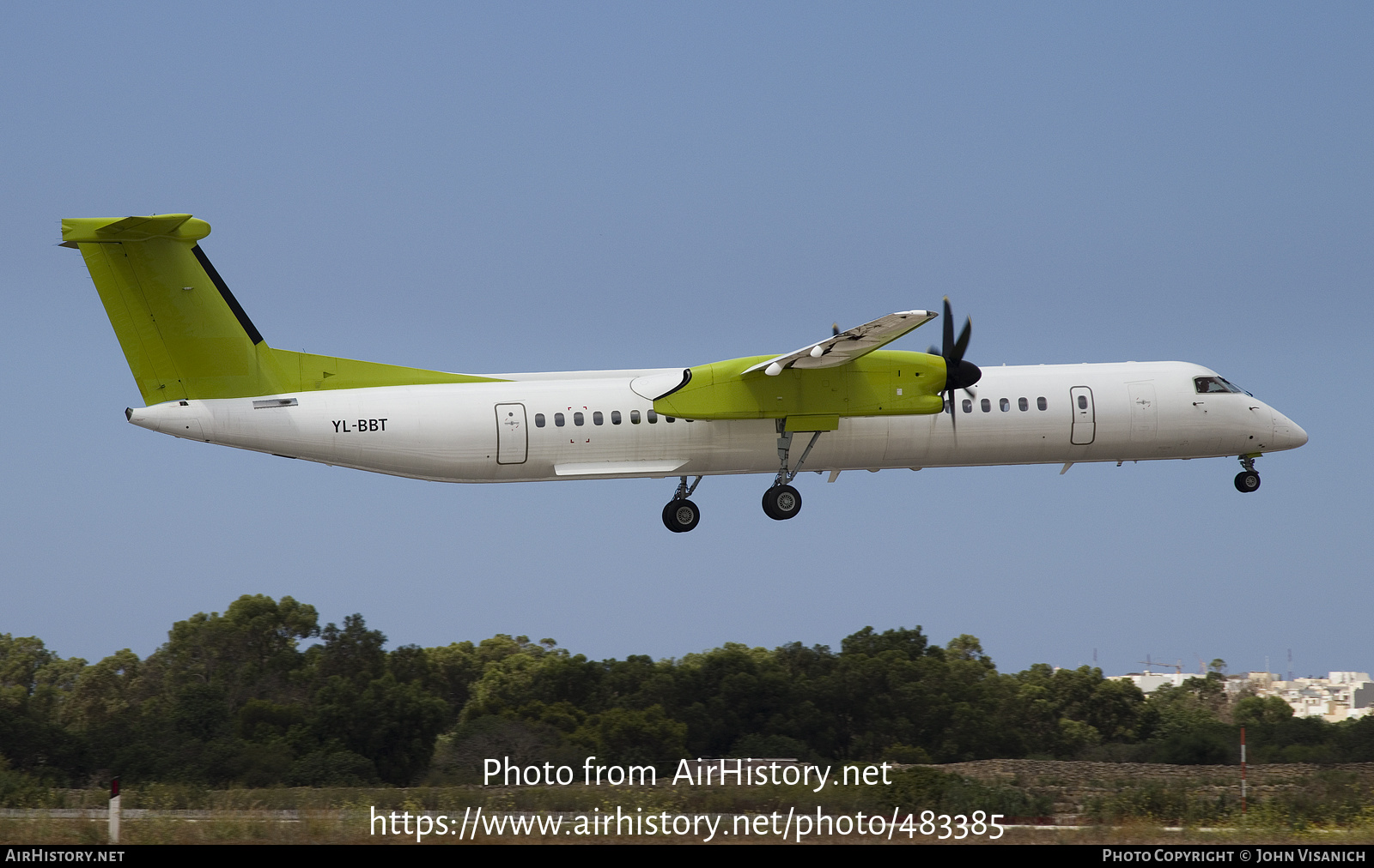 Aircraft Photo of YL-BBT | Bombardier DHC-8-402 Dash 8 | AirBaltic | AirHistory.net #483385