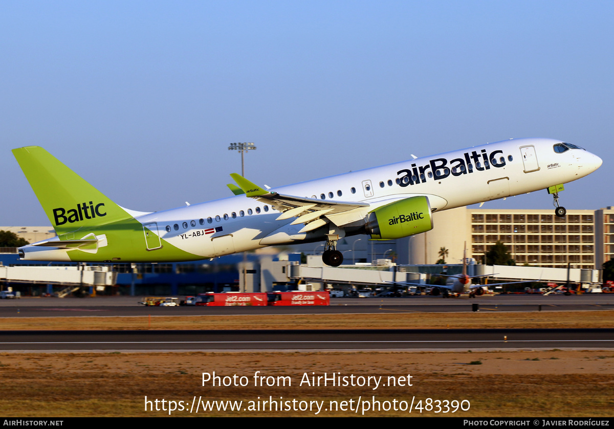 Aircraft Photo of YL-ABJ | Airbus A220-371 (BD-500-1A11) | AirBaltic | AirHistory.net #483390