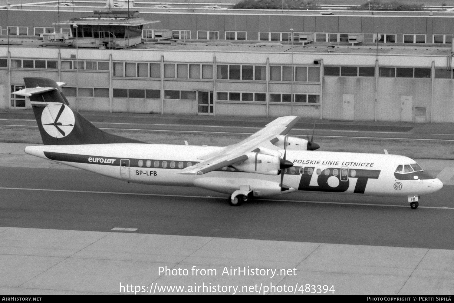 Aircraft Photo of SP-LFB | ATR ATR-72-202 | LOT Polish Airlines - Polskie Linie Lotnicze | AirHistory.net #483394