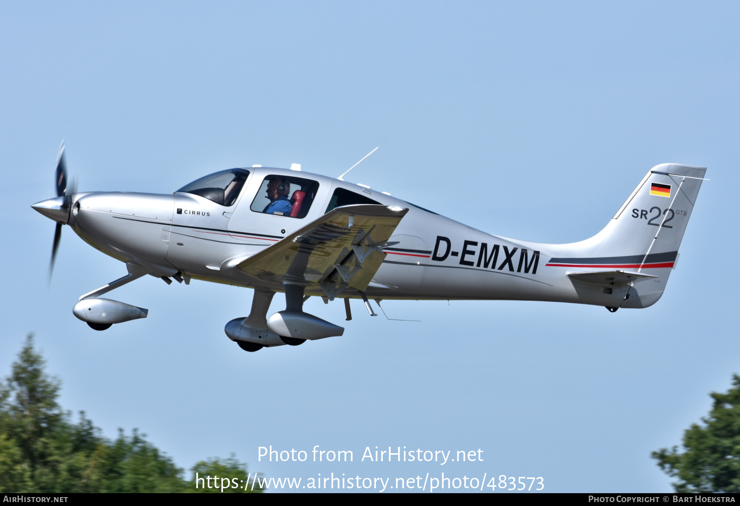 Aircraft Photo of D-EMXM | Cirrus SR-22 G3-GTS | AirHistory.net #483573