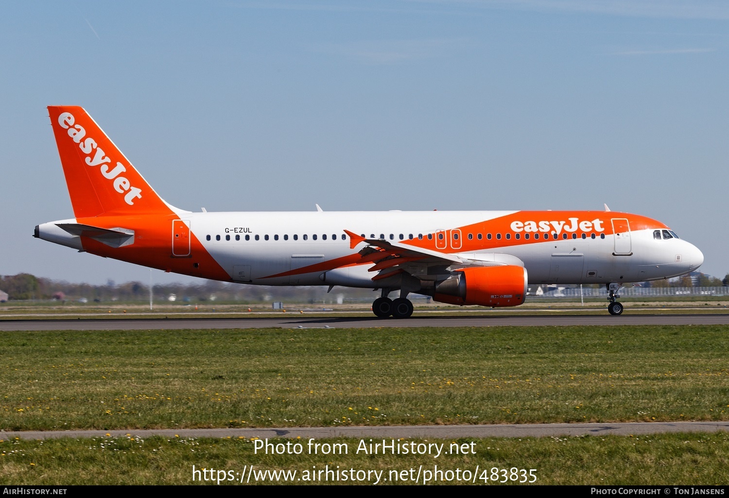 Aircraft Photo of G-EZUL | Airbus A320-214 | EasyJet | AirHistory.net #483835