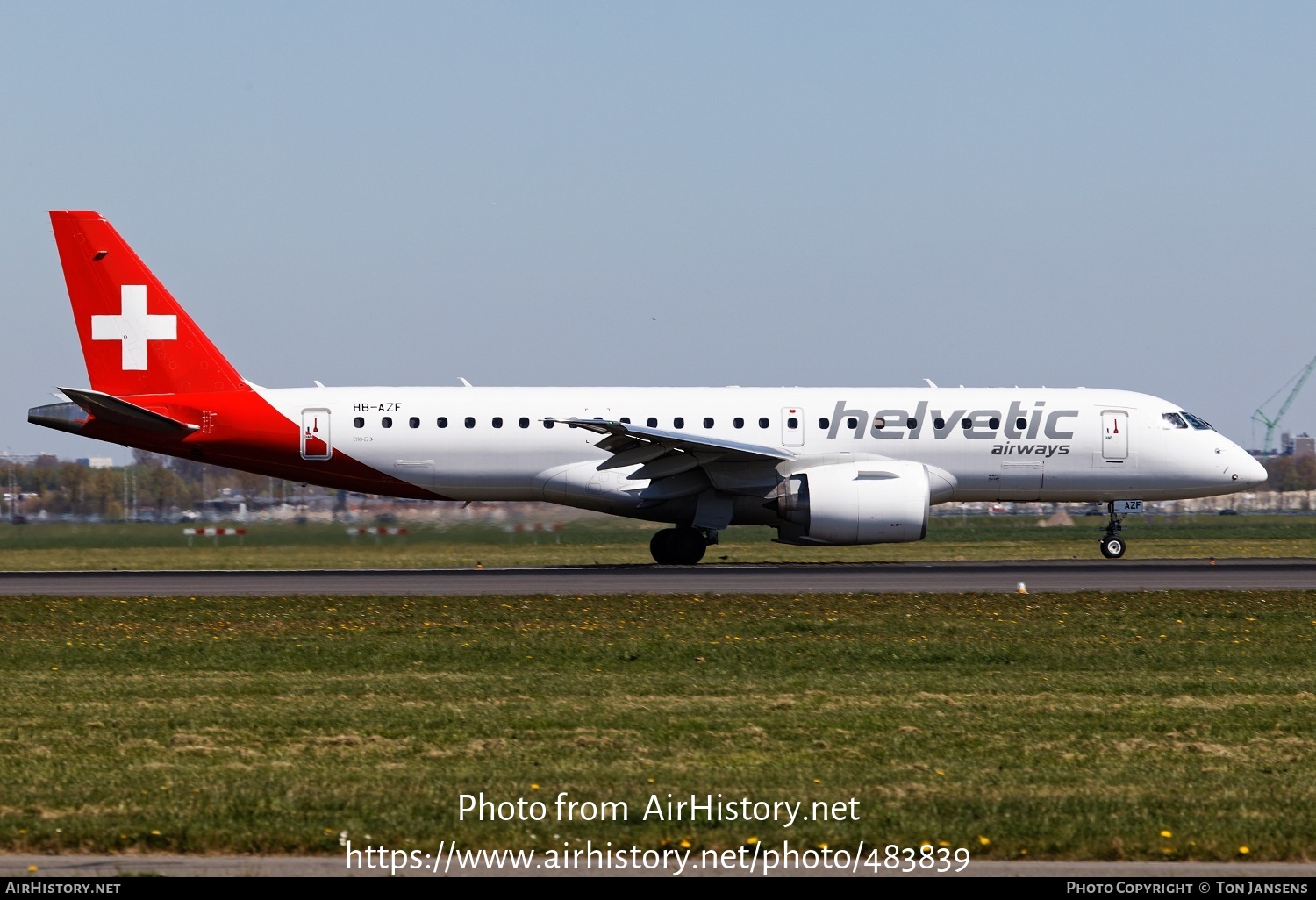 Aircraft Photo of HB-AZF | Embraer 190-E2 (ERJ-190-300) | Helvetic Airways | AirHistory.net #483839